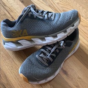 Hoka One One Sneakers